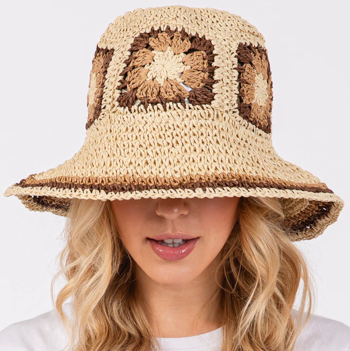 Women's Lightweight Ecological Straw Hat – Elegant Summer Accessory with Sun Protection