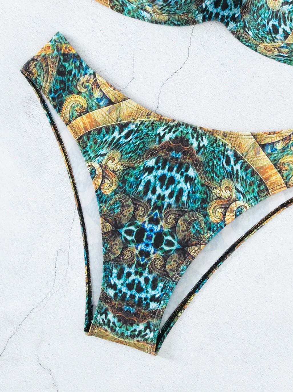 Bikini Tribal Totémique Femme – Maillot de Bain Sexy Imprimé Animal, Confortable et Élégant, Tailles S à XL