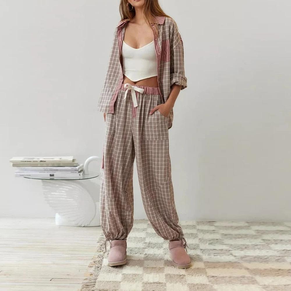 Pyjama Femme Hiver Rayé en Coton et Polyester – Ensemble Chaud et Décontracté pour Détente à la Maison