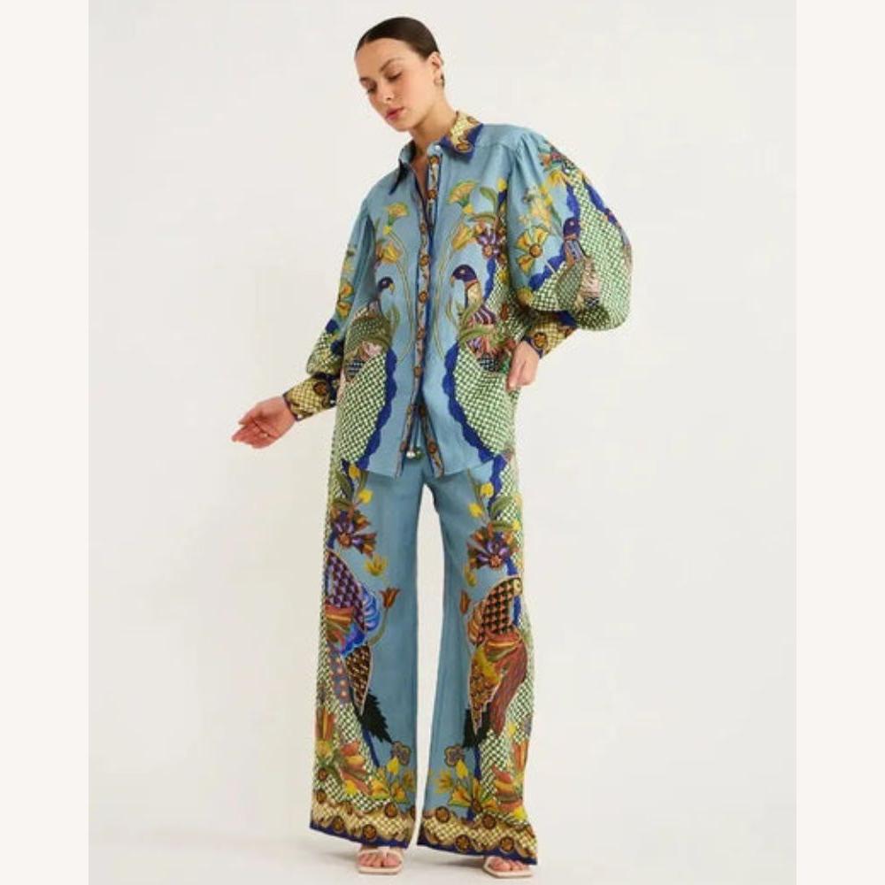 Women's Peacock Print Set – Loose Shirt and Wide Pants, Artistic and Trendy Style