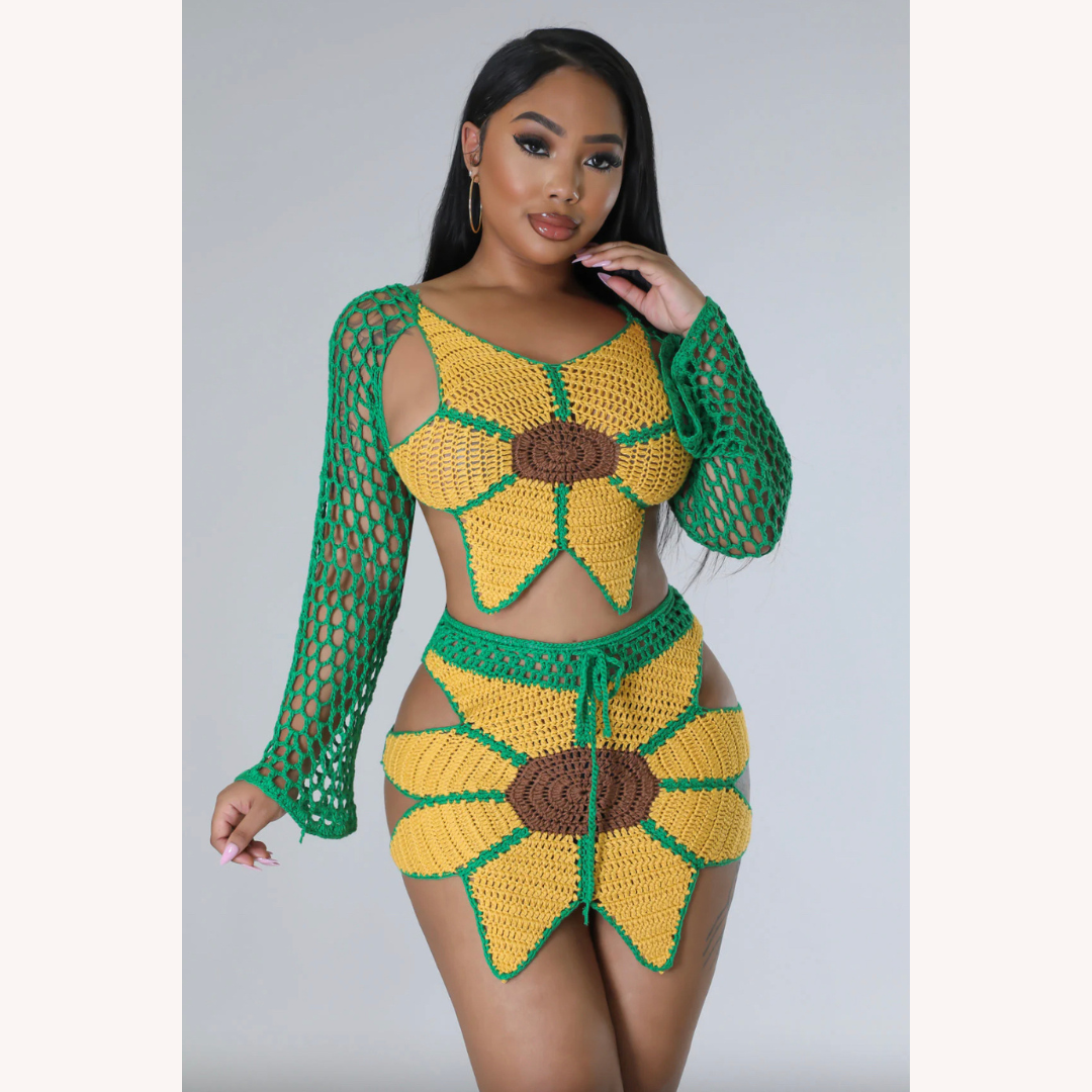Maillot de Bain Femme 1 Pièce à Tournesol Fait Main – Élégance Artisanale et Confort pour Plage