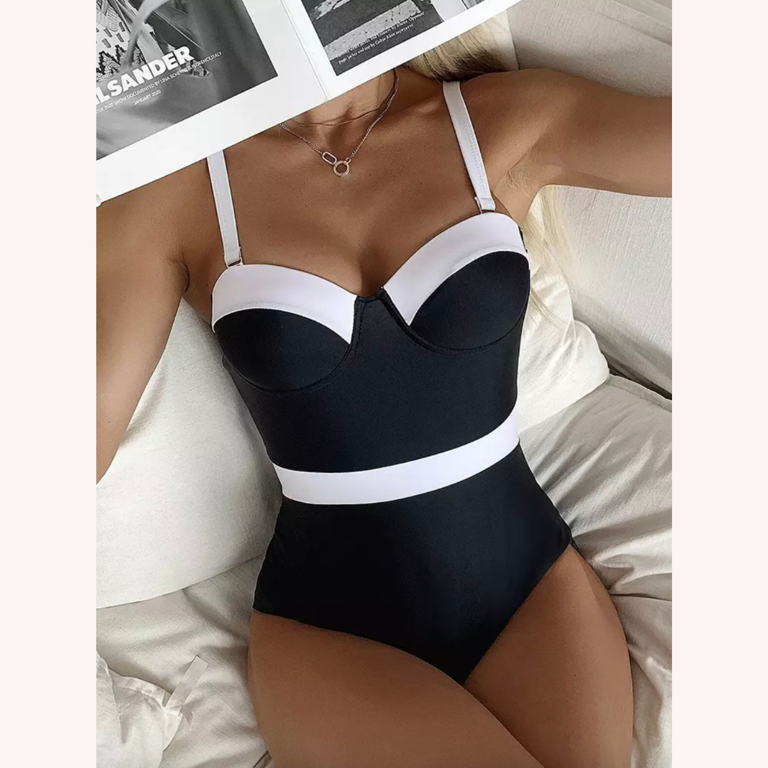 Maillot de Bain Femme 1 Pièce Sans Dossier avec Décolleté en Cœur et Détail de Ceinture – Élégant et Confortable