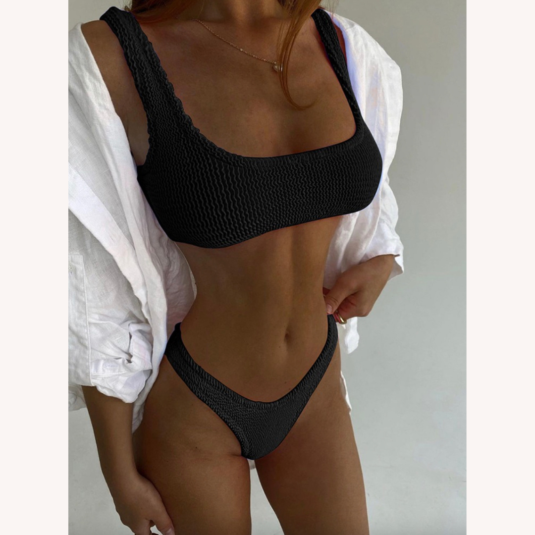 Women's Push-Up Bikini Set – Elegant Swimsuit in Polyester and Nylon, Brazilian Cut, Ideal for Beach and Pool