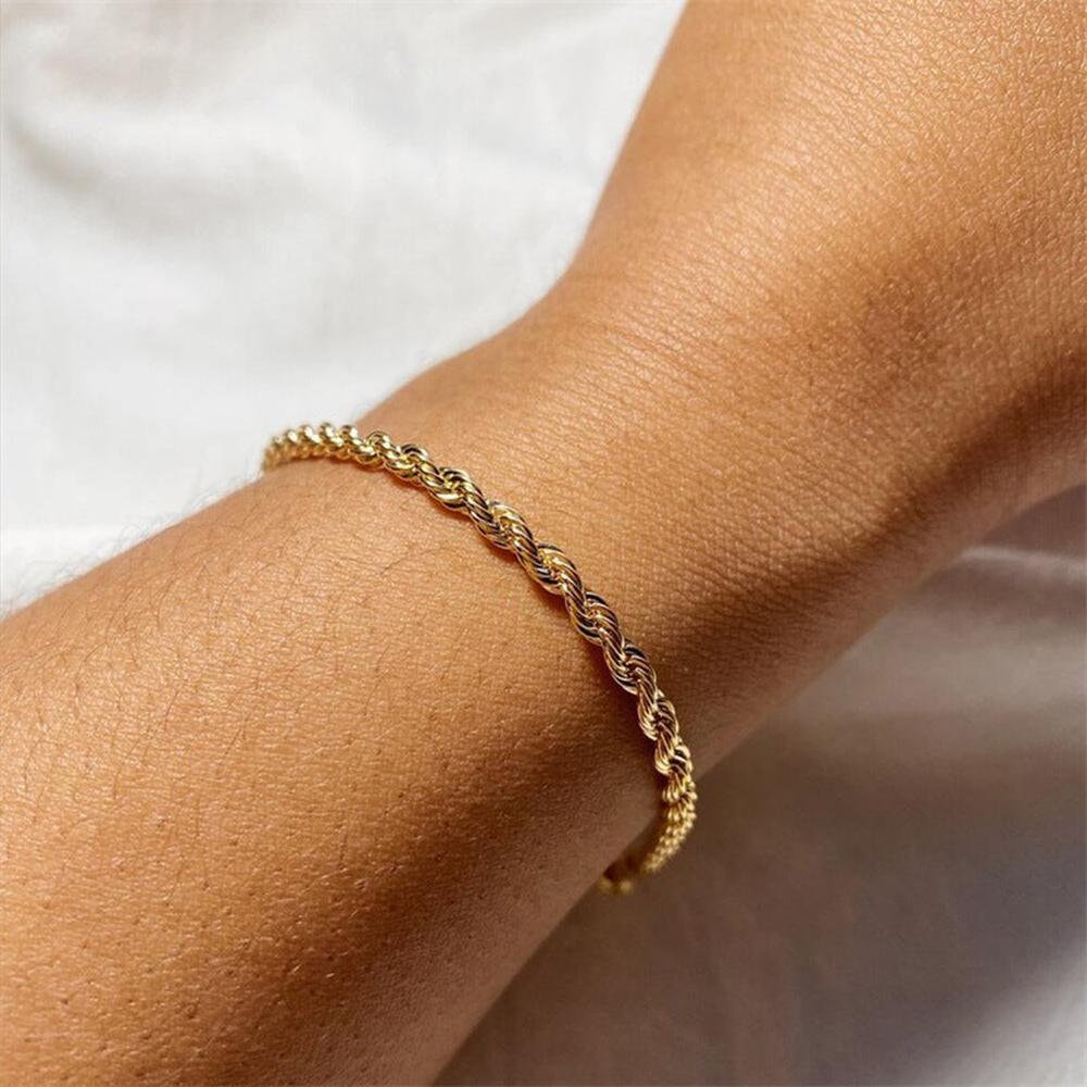 Women's Bracelet 18K Gold One Size Stainless Steel Elegant
