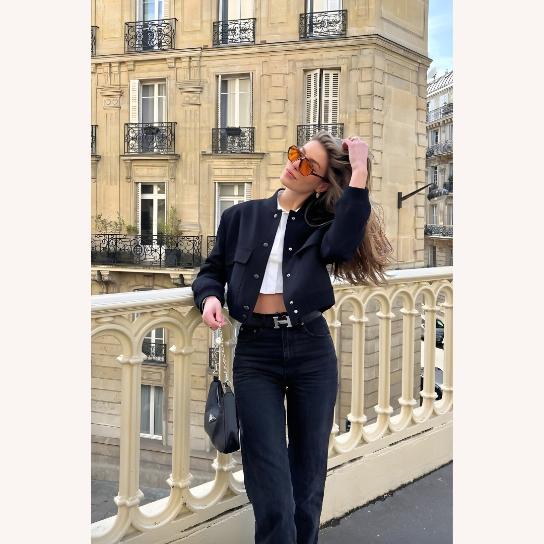 Men's Short White Jacket Size M Cotton-Polyester Blend Urban Style