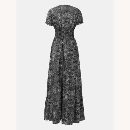 Women's Short Sleeve V-Neck Dress with Vibrant Print – Elegance and Comfort for Summer