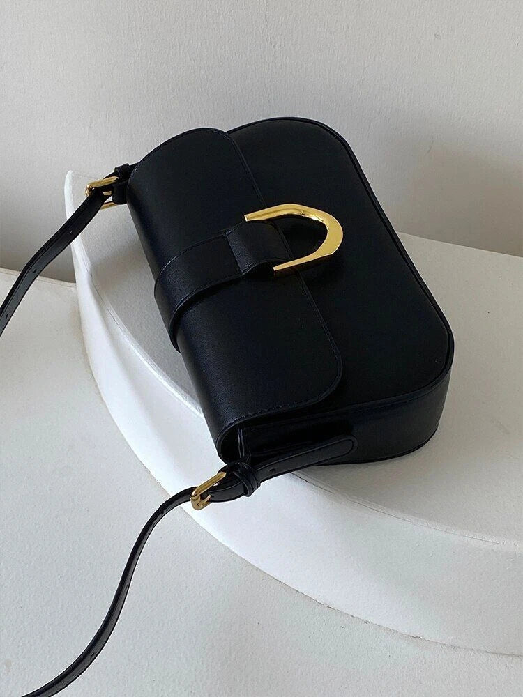 Patent Leather Shoulder Bag for Women – Chic and Elegant Bag with Buckle and Shiny Finish