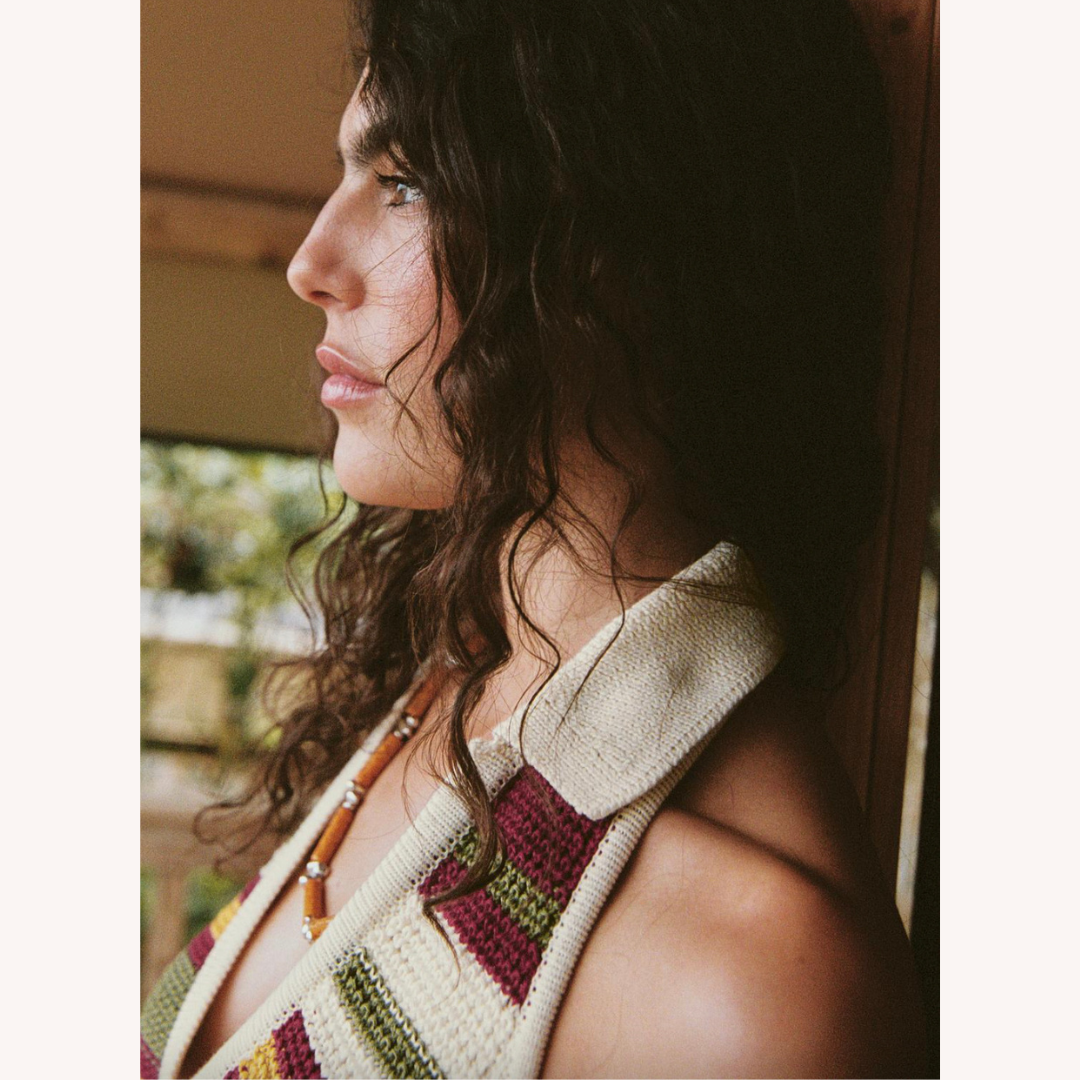 Women's Striped Mini Knit Dress - Retro 70s Style with V-Neckline, Flattering Cut, and Soft Fabric