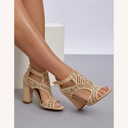 Women's Black Sandals Size 38 Synthetic Suede with Block Heel