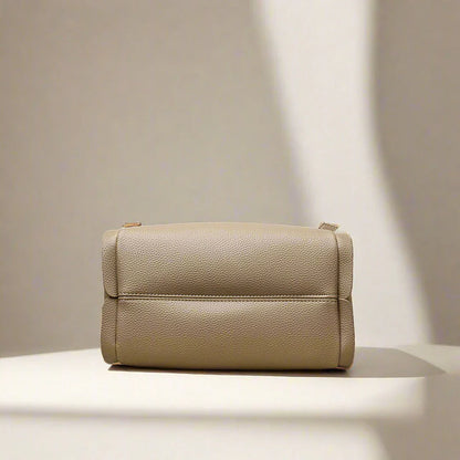 Women's Sophie Shoulder Bag in Synthetic Leather - Elegant, Practical, Adjustable Shoulder Strap, Spacious Interior - Black