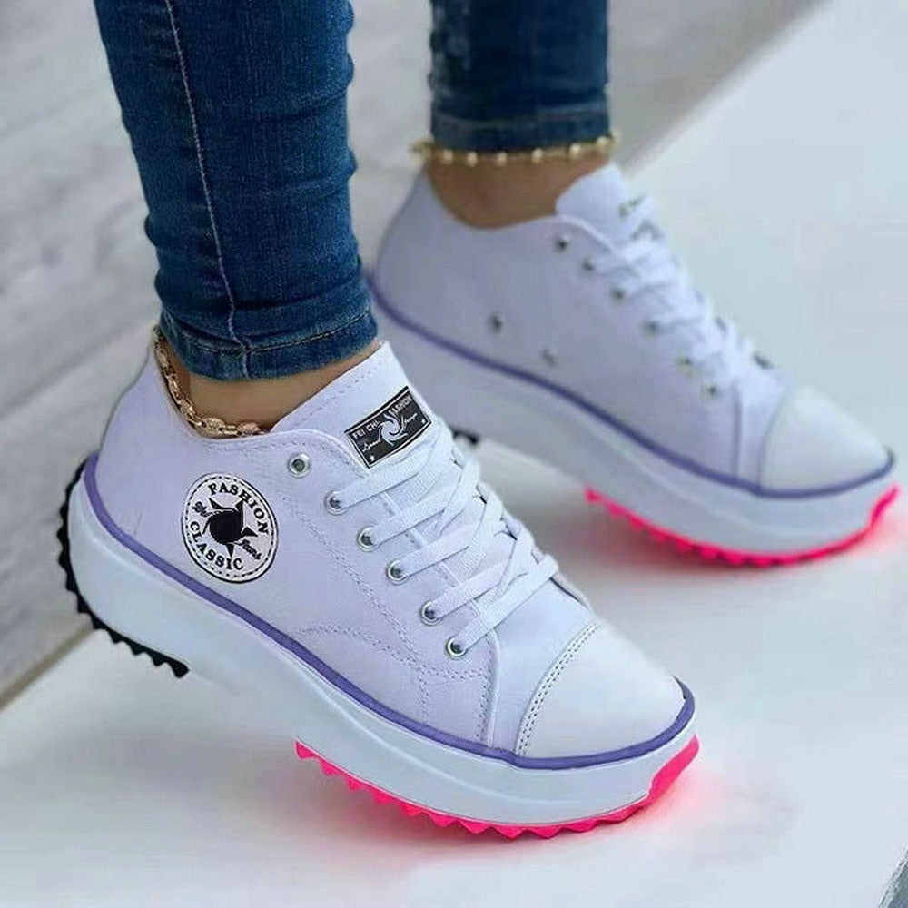 Elegant White Women's Sneakers with Memory Foam Sole and Optimal Cushioning for Daily Comfort