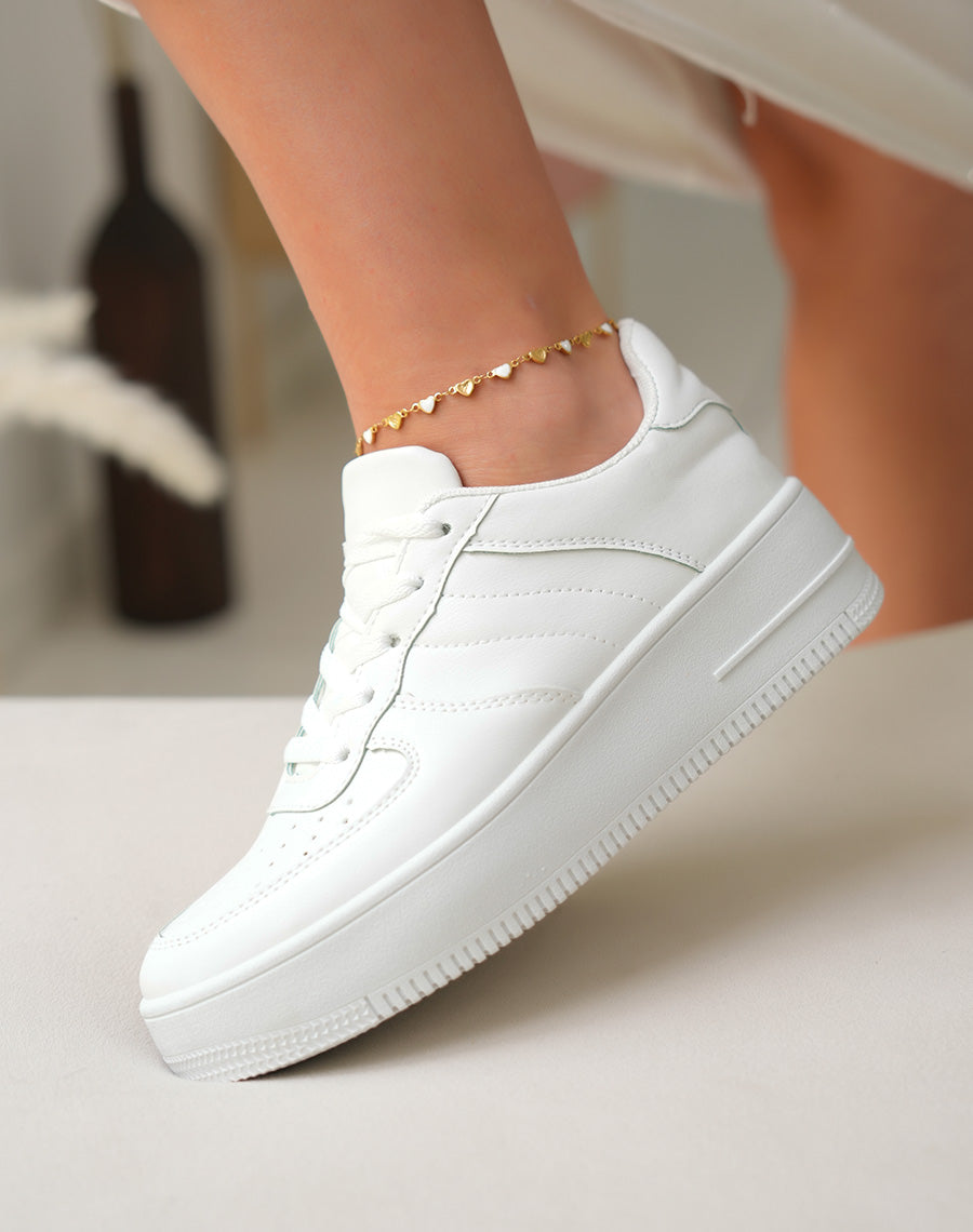 White Women's Platform Sneakers 45 cm – Comfort and Versatile Style for Casual and Elegant Outfits