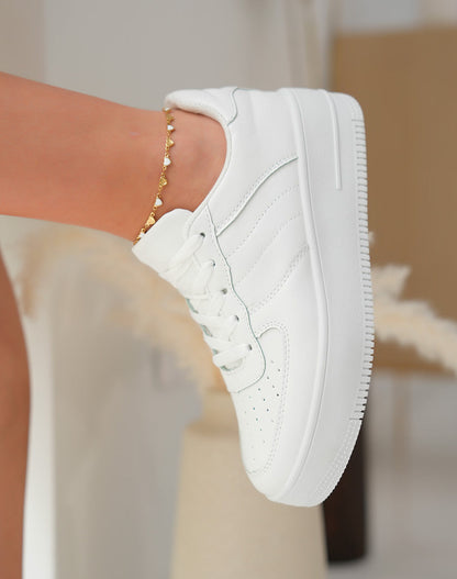 White Women's Platform Sneakers 45 cm – Comfort and Versatile Style for Casual and Elegant Outfits