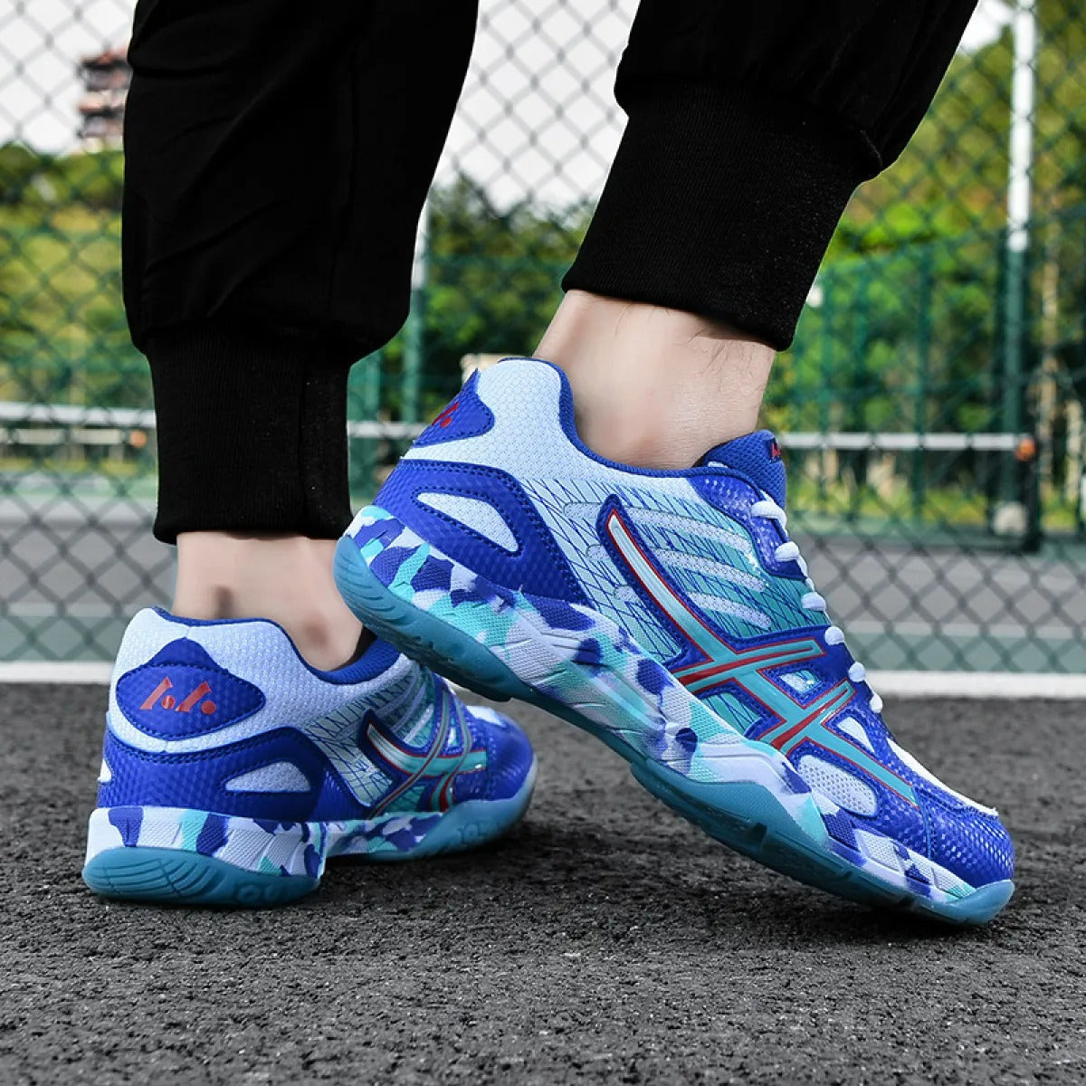 Elegant Women's Sneakers in Premium Fabric for Casual Outings – Comfort and Versatile Style