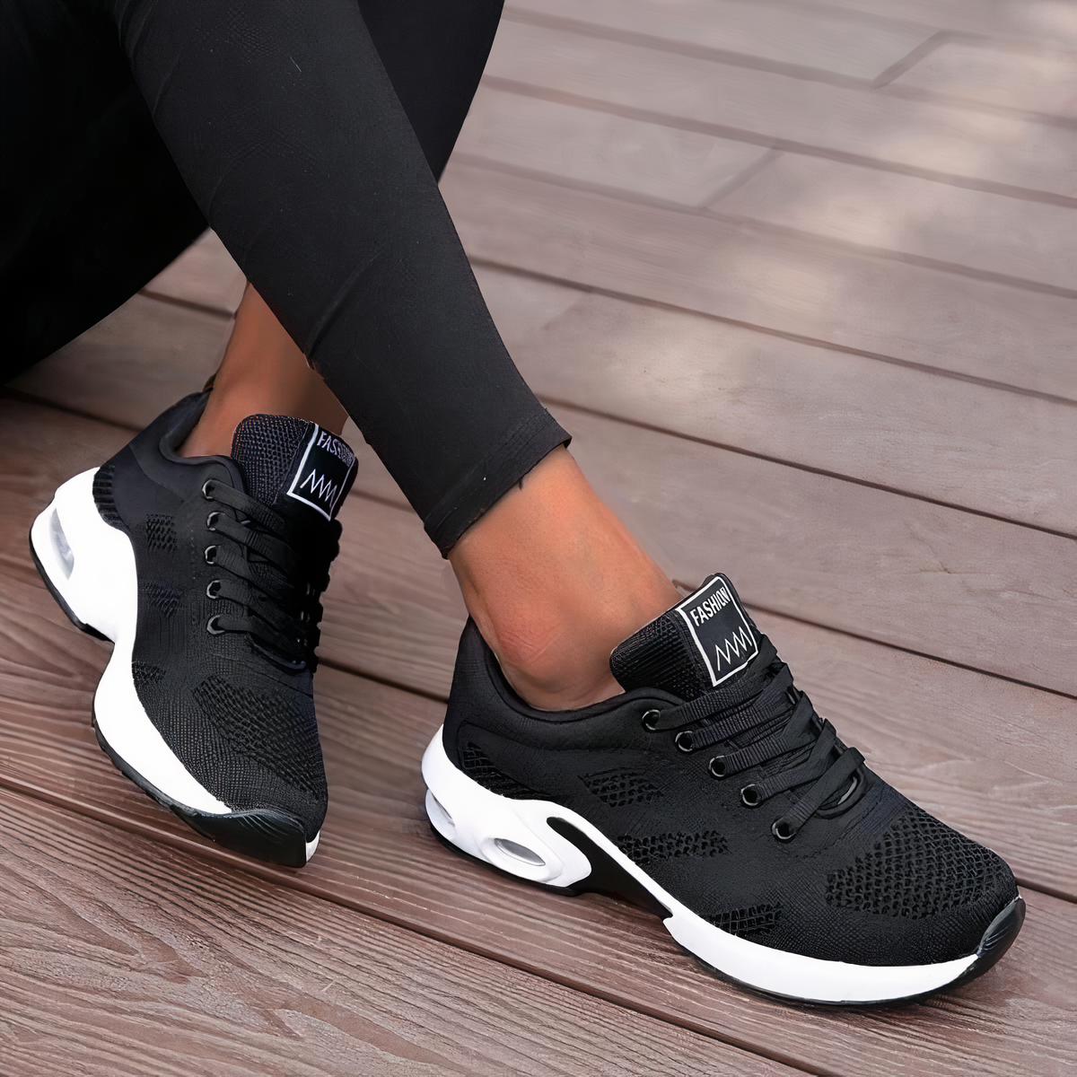 Lightweight and Breathable Orthopedic Sneakers for Women – Absorbent Insole and Optimal Comfort