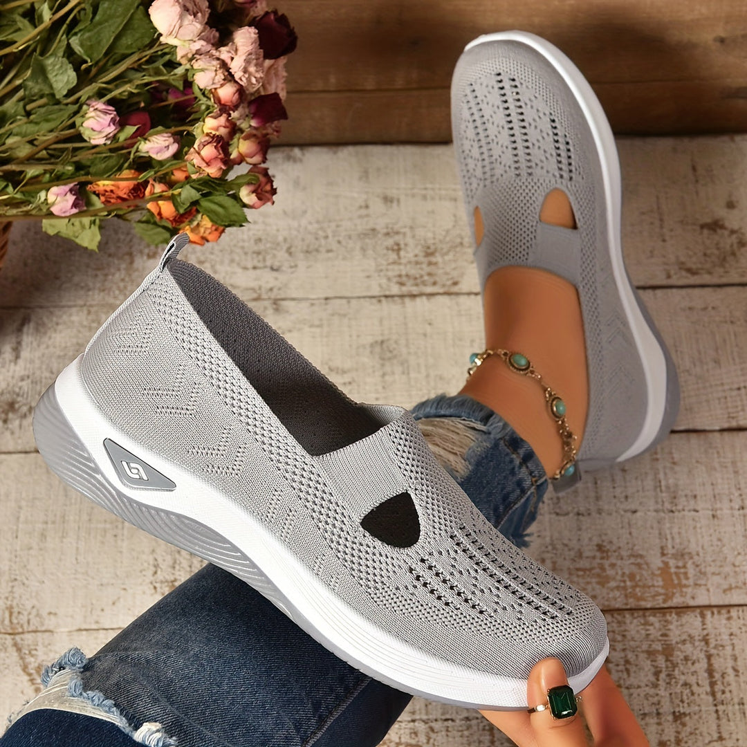 Lightweight Slip-On Sneakers with Breathable Mesh and Non-Slip Sole – Sizes 35-43