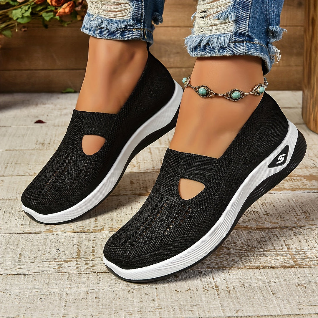 Lightweight Slip-On Sneakers with Breathable Mesh and Non-Slip Sole – Sizes 35-43
