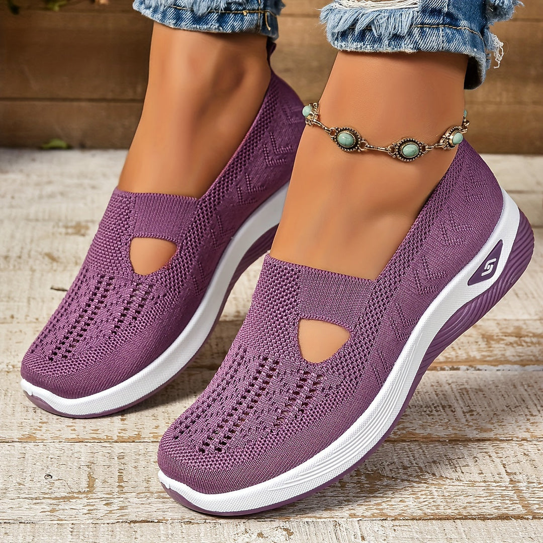 Lightweight Slip-On Sneakers with Breathable Mesh and Non-Slip Sole – Sizes 35-43