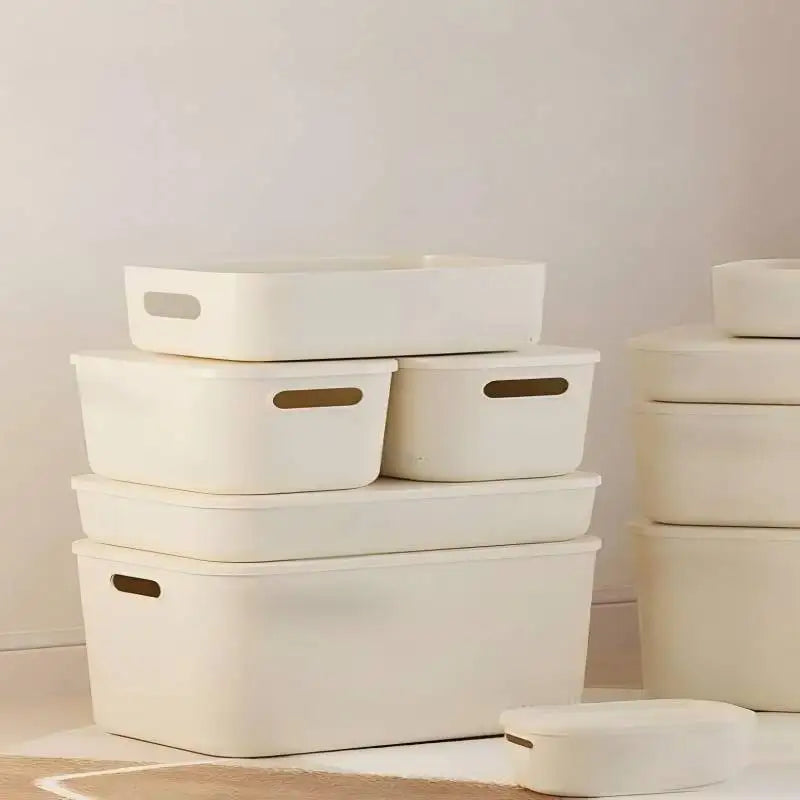 Beige Storage Box in PP with Dustproof Lid for Clothes and Toys – 36.5 x 26 x 16 cm