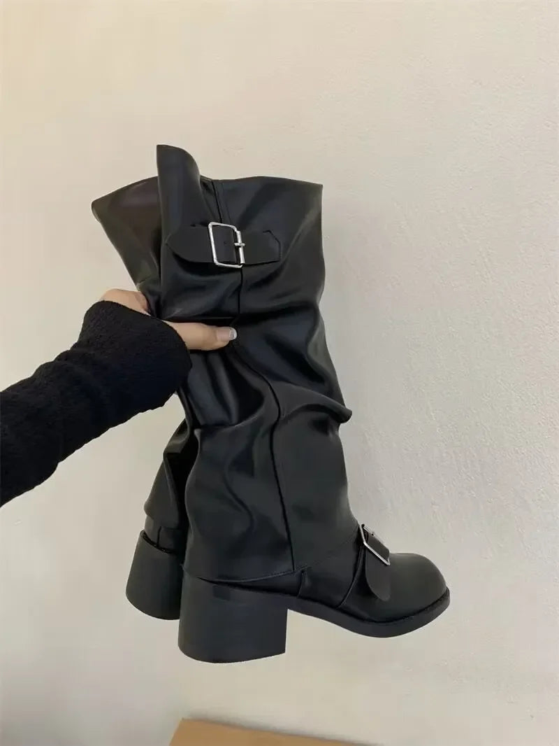 Bottes Hiver Femme Hautes en Cuir Noir à Plateforme – Style Punk avec Tige Genou et Talon Épais 0