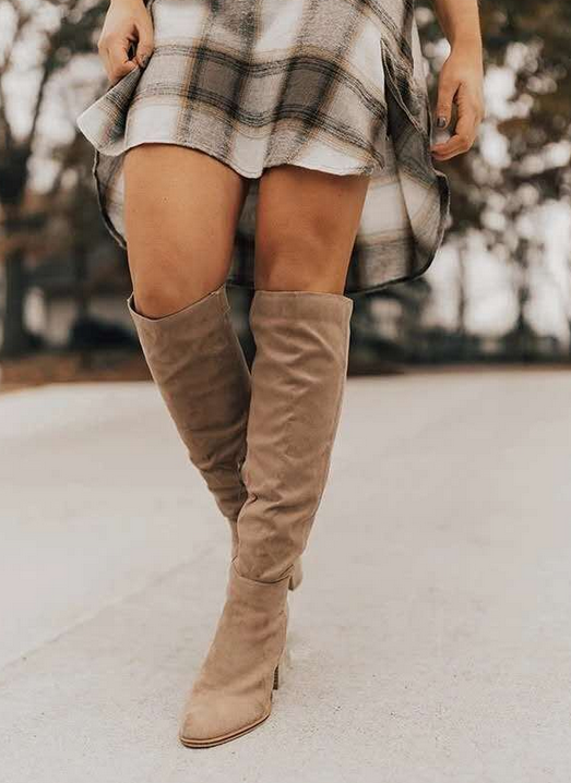 Bottes au Genou en Faux Suède pour Femmes avec Talon Bloc – Confort et Style 2