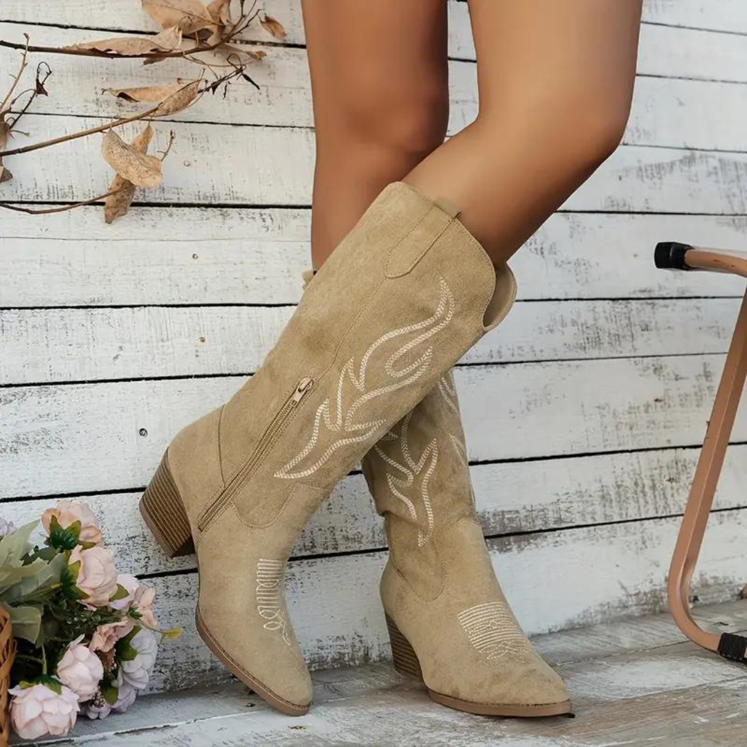 Bottes de Cowboy en Daim Douces pour Femmes – Style Décontracté à Hauteur du Genou 1