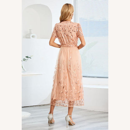 Women's Long Chic Summer Dress in Lightweight Fabric – Elegant and Versatile for Summer Events