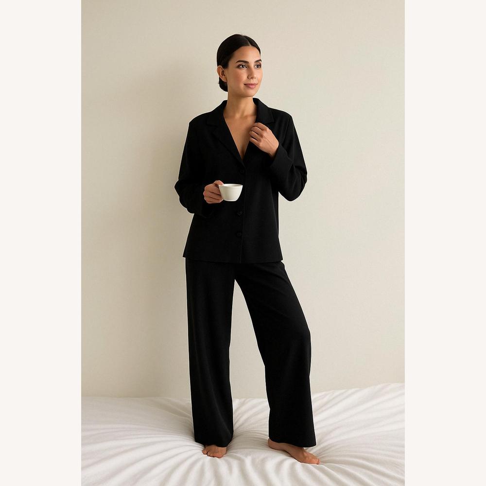 Ensemble Lounge en Satin pour Femme – Chemise Ample et Pantalon Large Confortable et Élégant