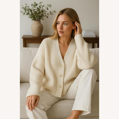 Oversized Women's Vest in Thick Knit, Black Sleeveless Vest, Urban and Comfortable Style, Versatile Length