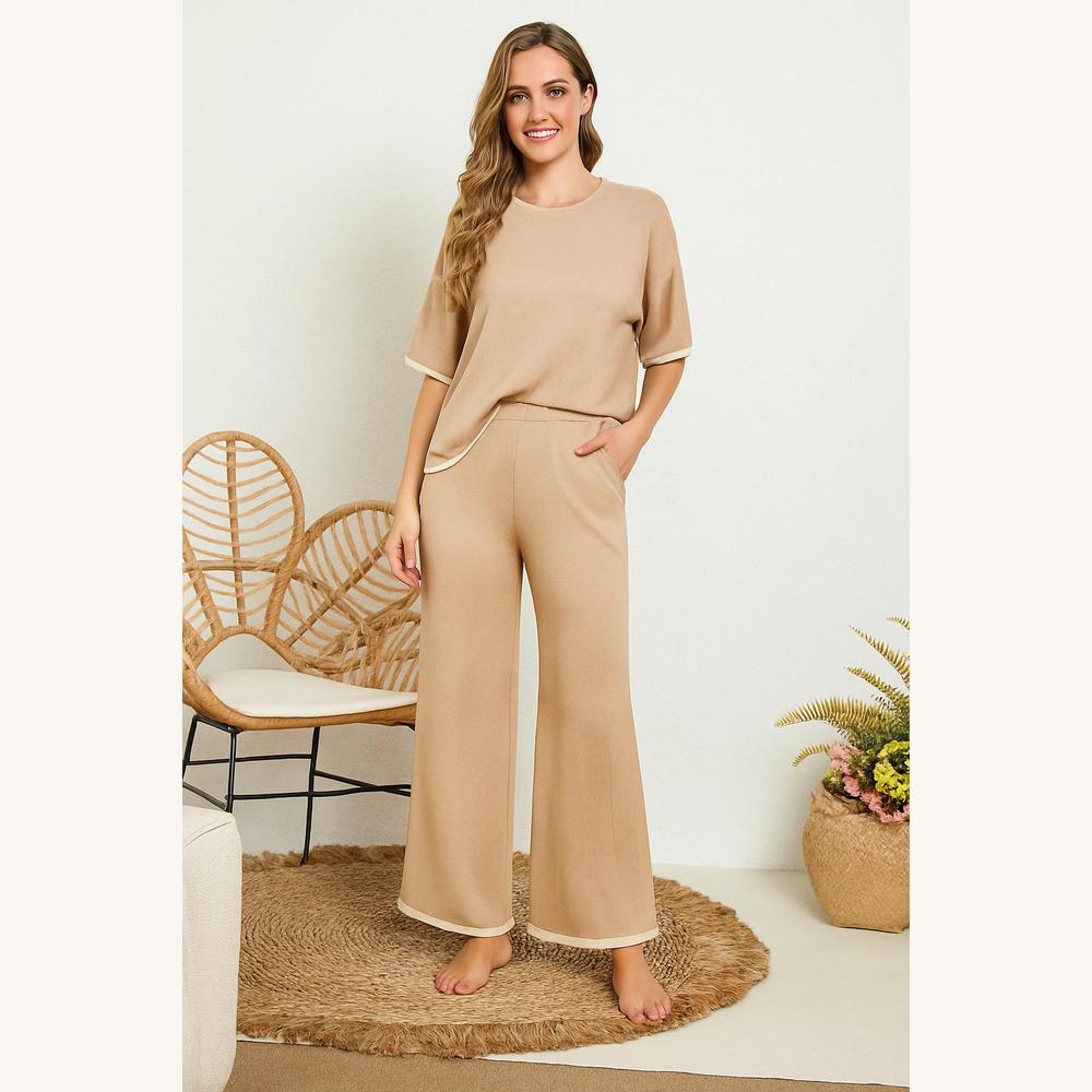 Ensemble Loungewear Élégant en Maille – Haut à Manches Longues et Pantalon Ample Confortable en Polyester