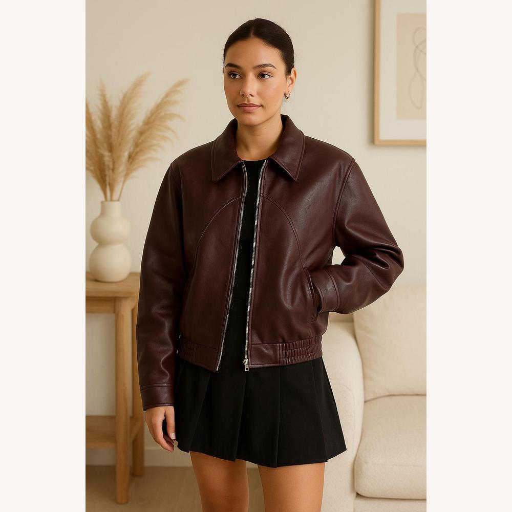 Women's Elegant Synthetic Leather Bomber Jacket with Elastic Waist – Modern and Versatile Style