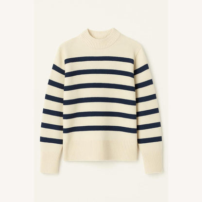 Soft Striped Knitted Sweater for Women – Chic and Comfortable, Ideal for a Casual Look