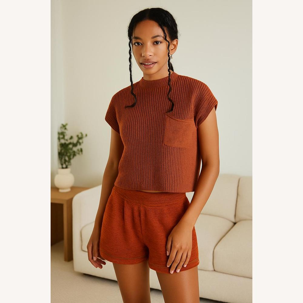 Top Court Sans Manches Femme en Maille Côtelée – Tissu Doux et Respirant, Style Décontracté, Col Haut, Blanc