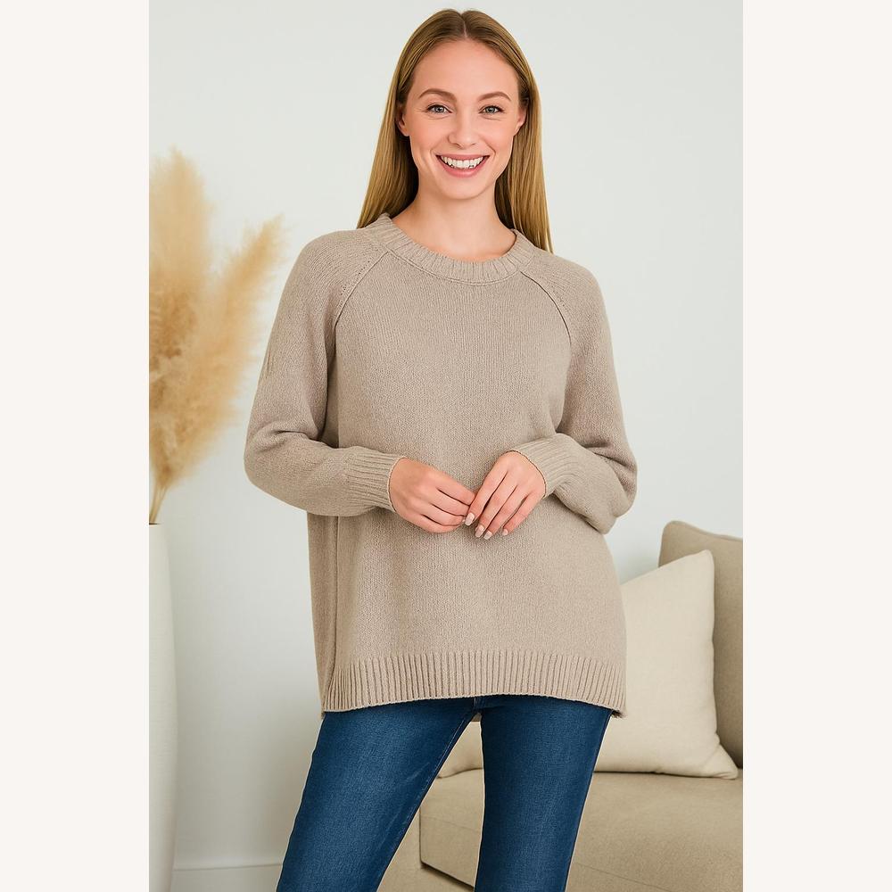 Women's Oversized Soft Knit Sweater – Comfort and Casual Elegance, Round Neck, Long Sleeves