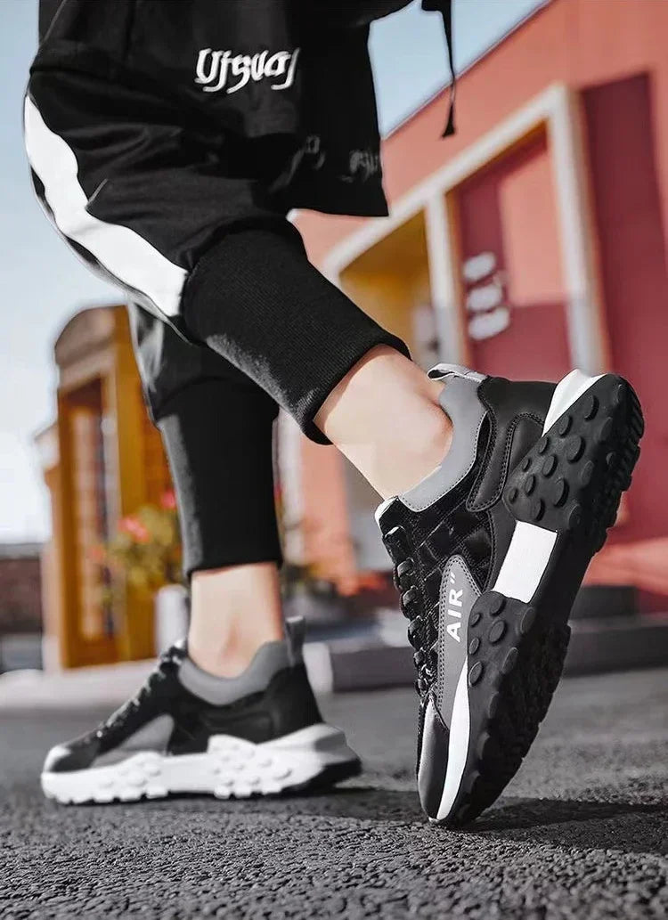 Chaussures Imperméables Confortables avec Semelle Antidérapante et Intérieur Rembourré – Disponibles en Blanc, Noir ou Marron