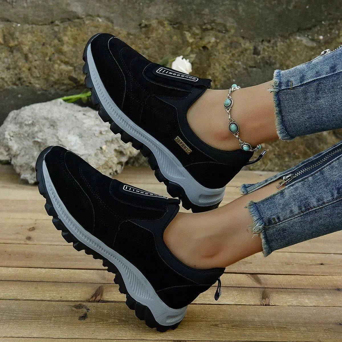 Comfortable Orthopedic Shoes with Soft and Non-Slip Sole for Men and Women