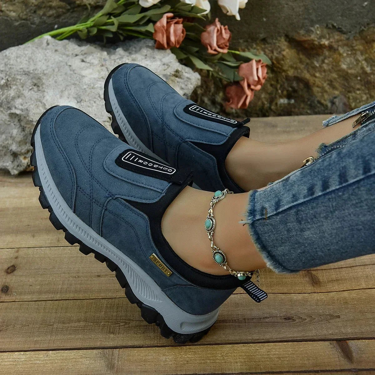 Comfortable Orthopedic Shoes with Soft and Non-Slip Sole for Men and Women