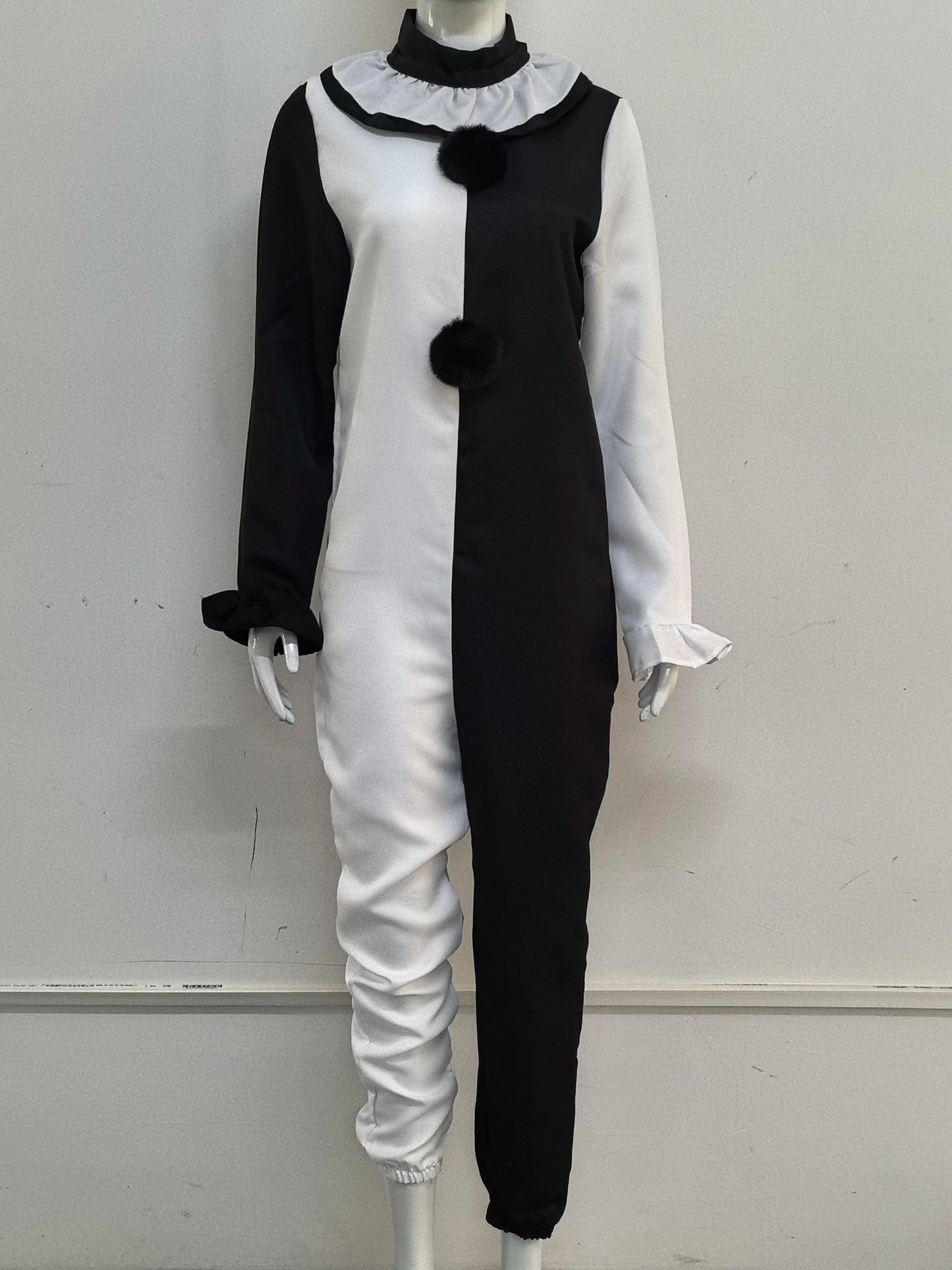 Art The Clown Costume with Jumpsuit and Mask – Halloween 2025