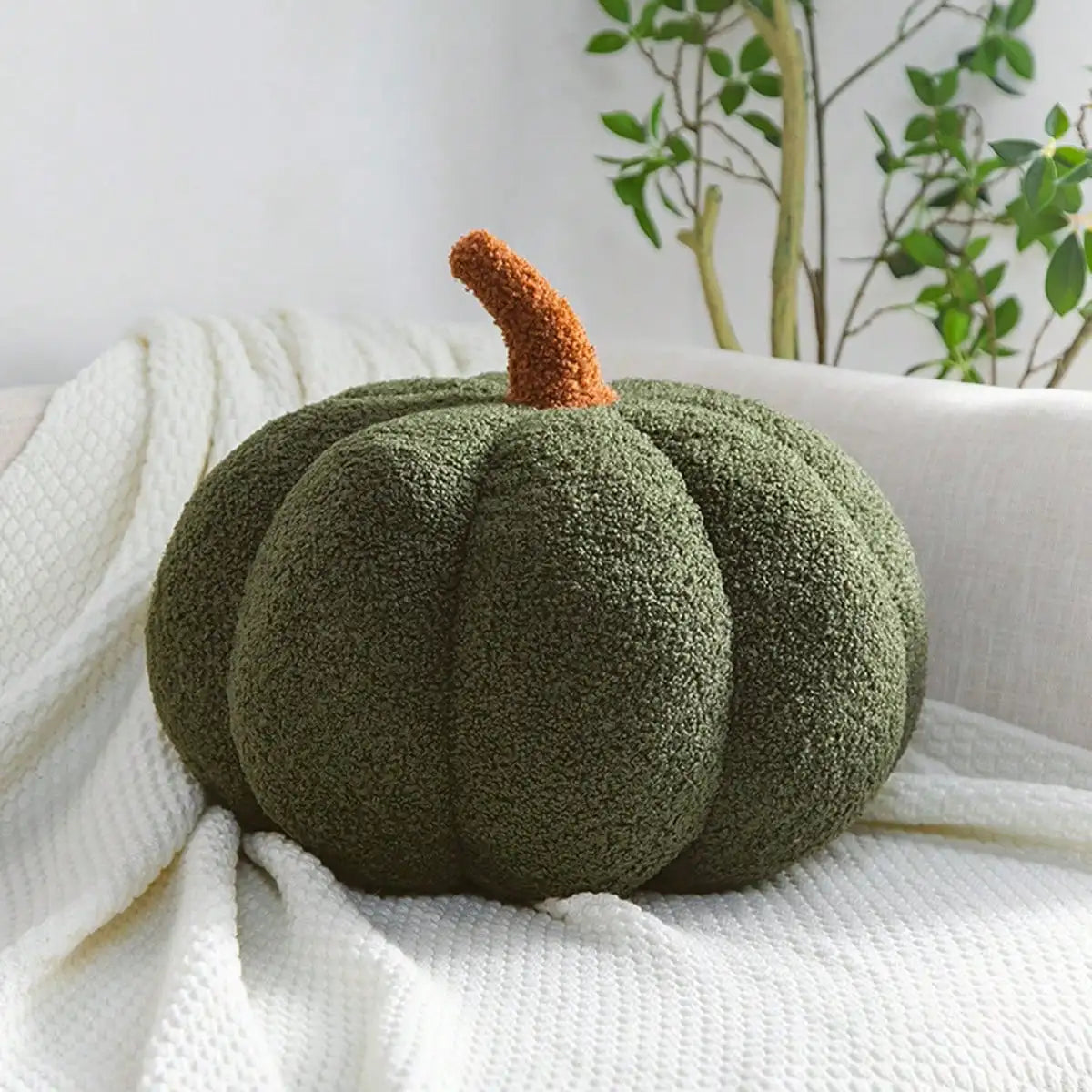 Coussin en Forme de Citrouille en Sherpa et Boucle – Décoration Automnale et Halloween pour Enfants