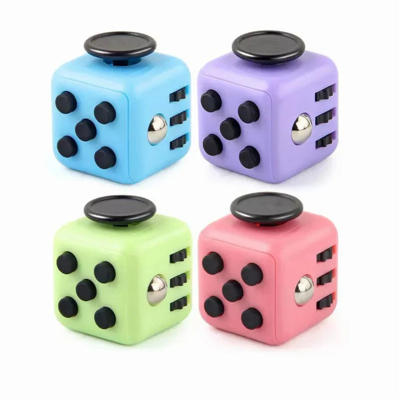 Cube Anti-Stress Portable in Plastic – Compact Sensory Toy for Relaxation and Concentration, Ideal for Children and Adults