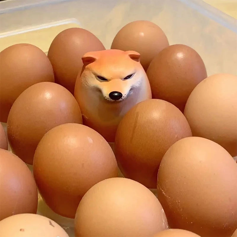 Décor de Bureau en Forme d'Oeuf Shiba Inu Souple - Objet de Détente Amusant pour le Bureau à Domicile