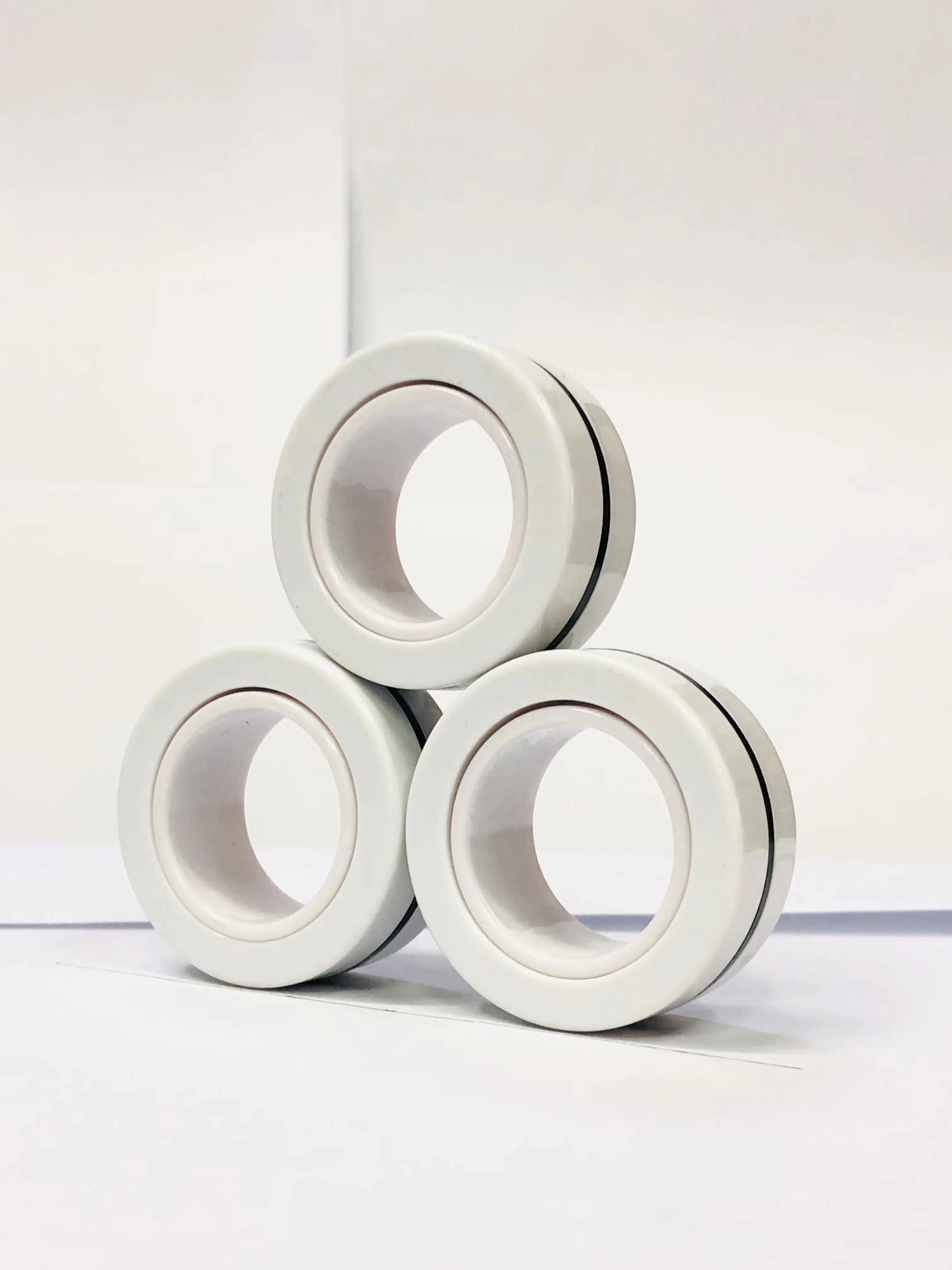 Magnetic Fidget Rings Set – 3 Colorful Pieces for Stress Relief and Concentration Improvement