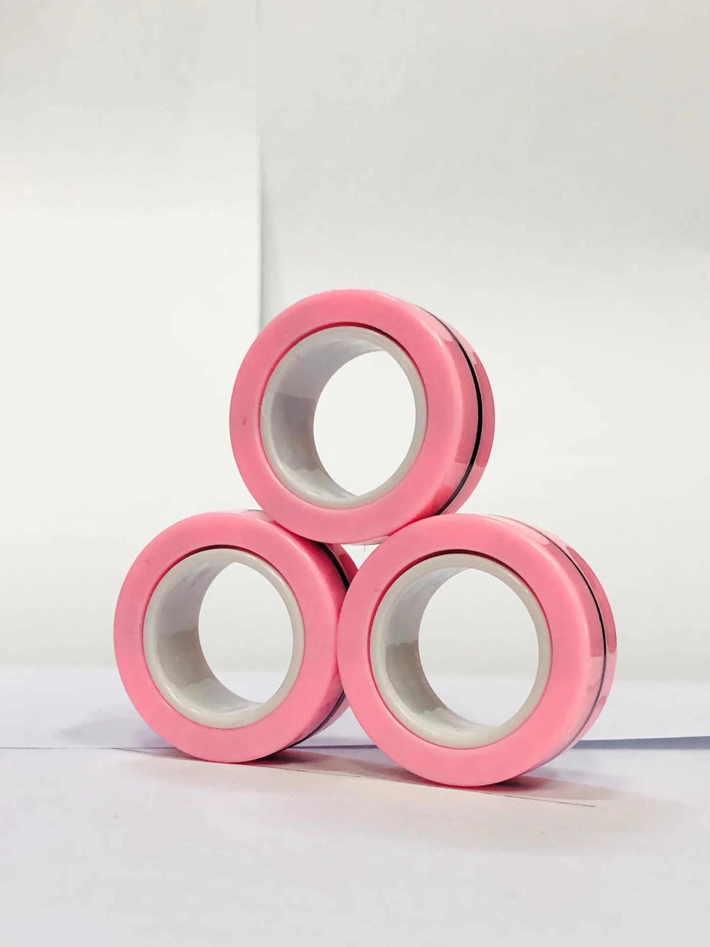 Magnetic Fidget Rings Set – 3 Colorful Pieces for Stress Relief and Concentration Improvement