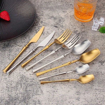 Ensemble de couverts en acier inoxydable 18/10 avec finition polie et mate – Vaisselle élégante pour toutes les occasions