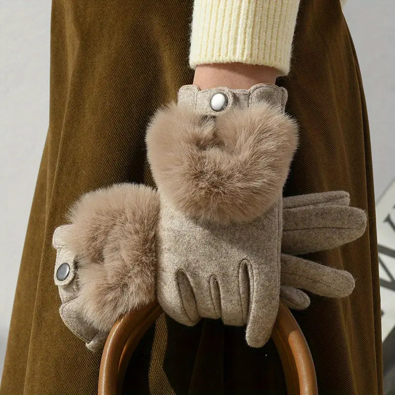 Gants d'Hiver Femme avec Bordure en Fausse Fourrure et Compatibilité Écran Tactile – Design Ajusté et Poignet Élastique 6