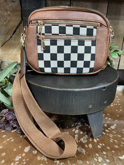 Elegant and Practical Women's Checkered Handbag with Adjustable Shoulder Strap – Black and White 30x25x10 cm