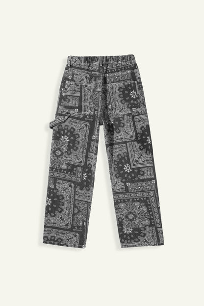 Men's Black Jeans with Distinctive Bandana Prints – Comfortable Denim and Urban Style