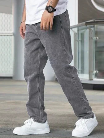 Men's jeans in durable denim, straight cut, 100% cotton, available in blue, black, and gray, sizes 30-36