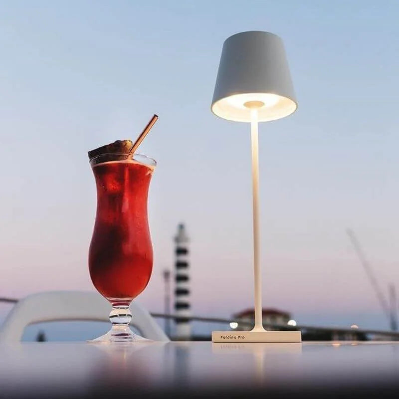 Lampe LED Rechargeable de Table Sans Fil à Contrôle Tactile – 10 Couleurs, Étanche IP65 pour Intérieur et Extérieur