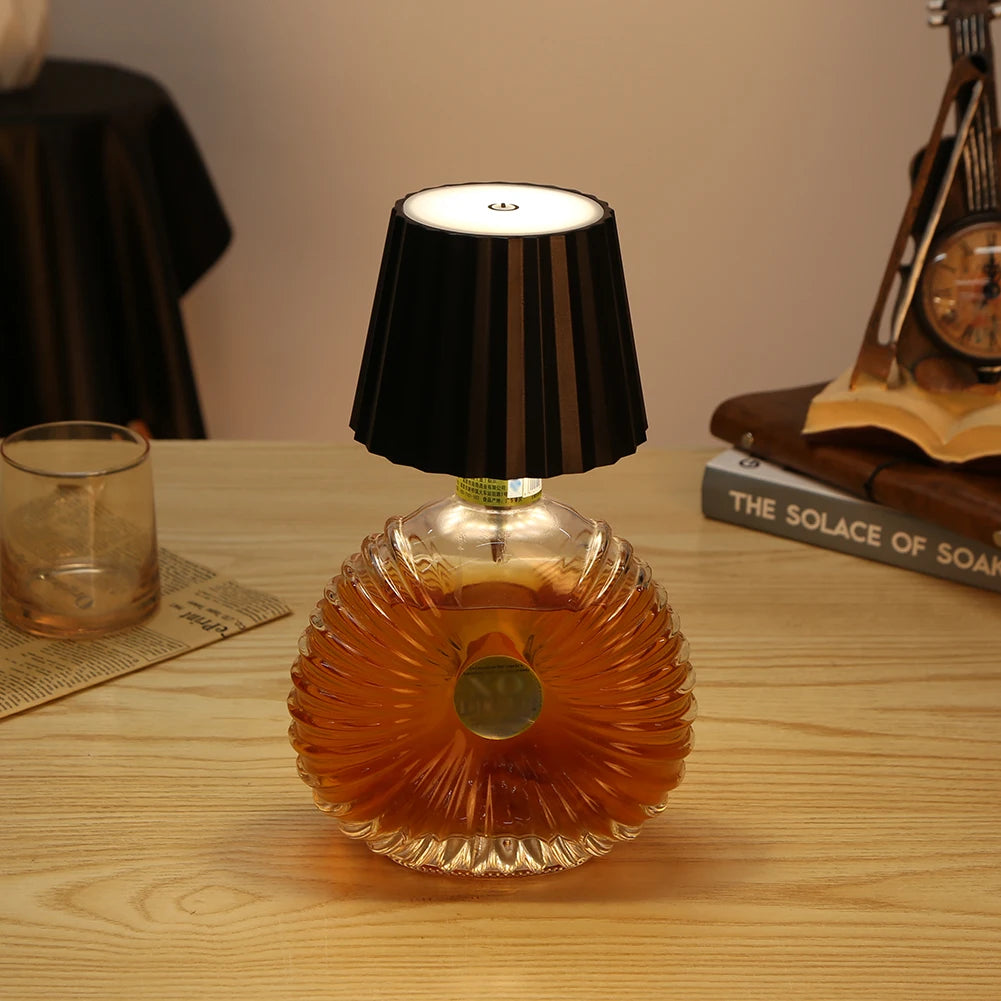 Lampe LED de Table Sans Fil à Contrôle Tactile - Lampe Portable Rechargeable pour Dîners et Fêtes, Design Créatif en Métal
